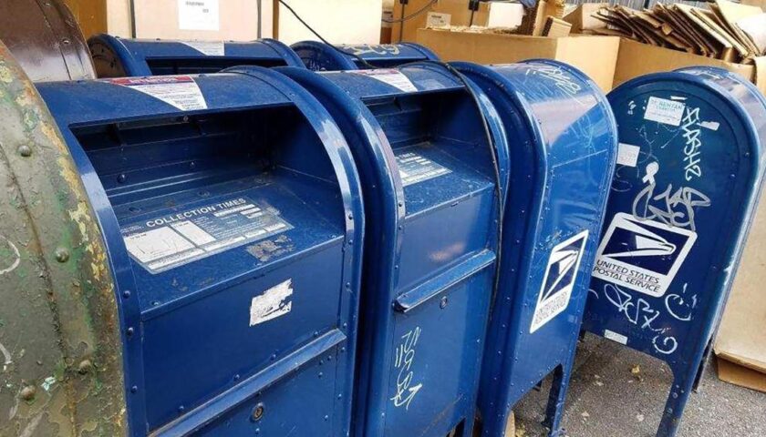 USPS won't say if decision by Western district to stop removing letter collection boxes is still in effect