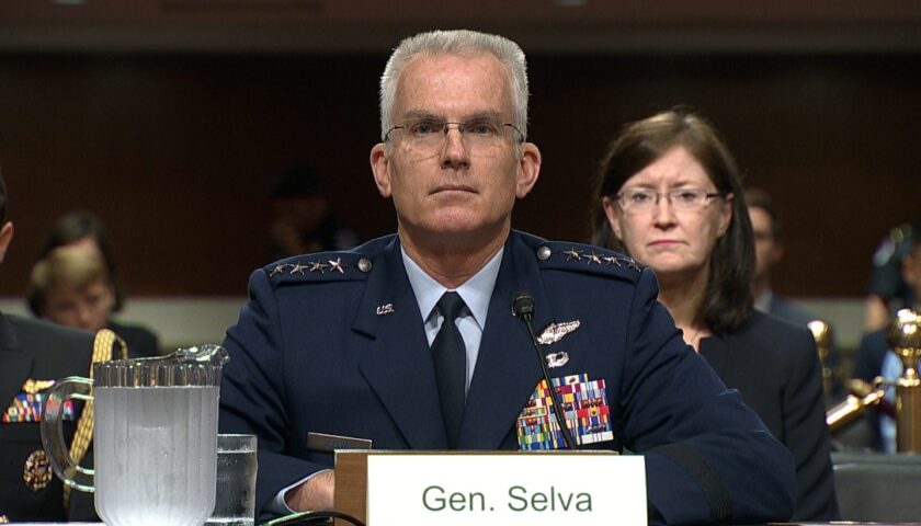 Retired top general who advised Trump among nearly 500 experts endorsing Biden