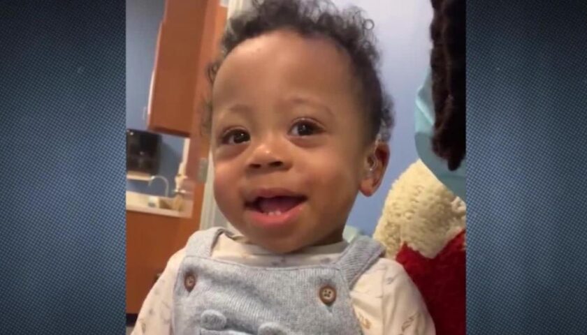 See moment child hears mom's voice for the first time