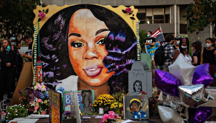 What the Breonna Taylor grand jury audio reveals