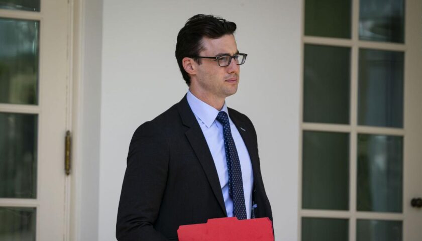 Personal assistant to Trump tests positive for coronavirus