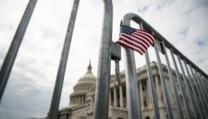 Analysis: It's an insane time for Trump to reject a stimulus package