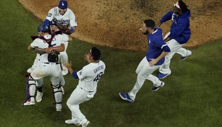Los Angeles Dodgers win World Series for the first time since 1988, defeat Tampa Bay Rays in six games