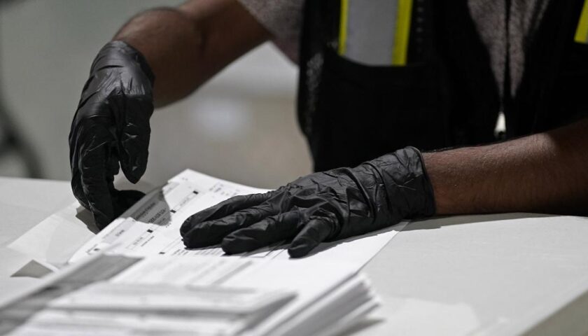 Judge rejects Republican efforts to halt early vote counting in Las Vegas