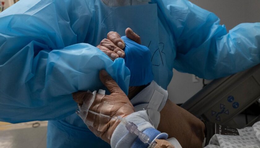 50,000 in US are hospitalized with virus as experts warn of growing healthcare pressure