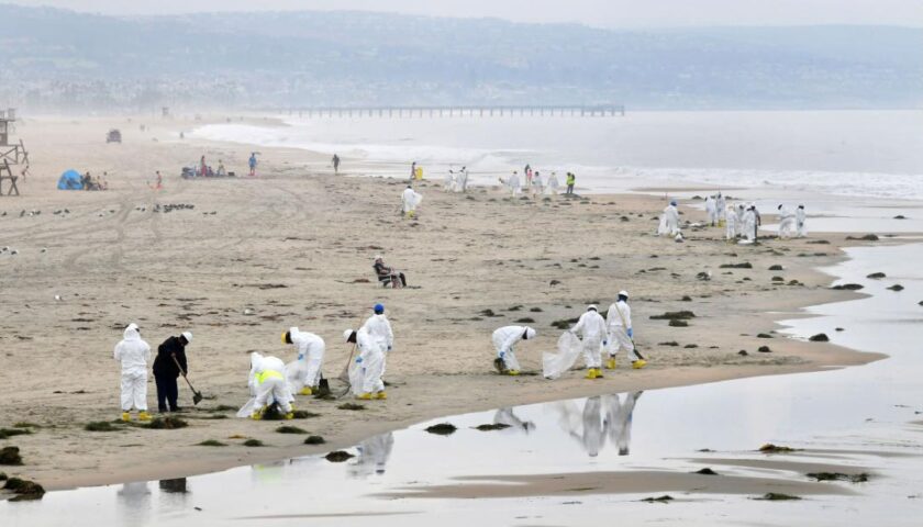 Southern California business owners frustrated as oil spill forces them to close shop