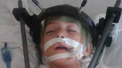 Mother killed, 3-yo son survives, in head-on crash