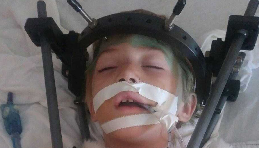 Mother killed, 3-yo son survives, in head-on crash